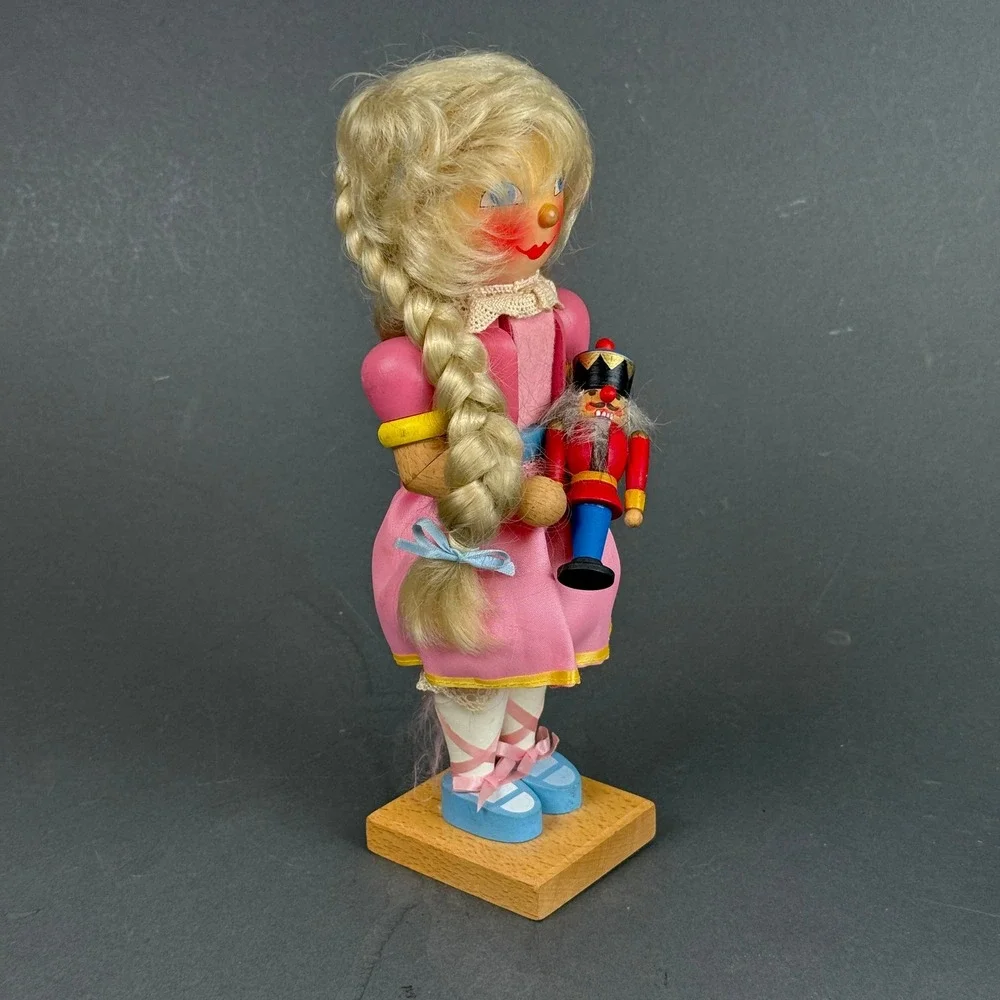 Vintage Holzkunst Christian Ulbricht Wooden Nutcracker 